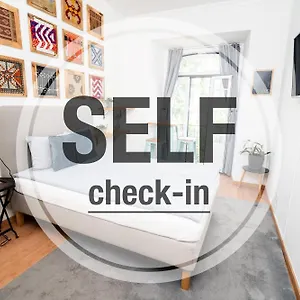  Hostal Crespo